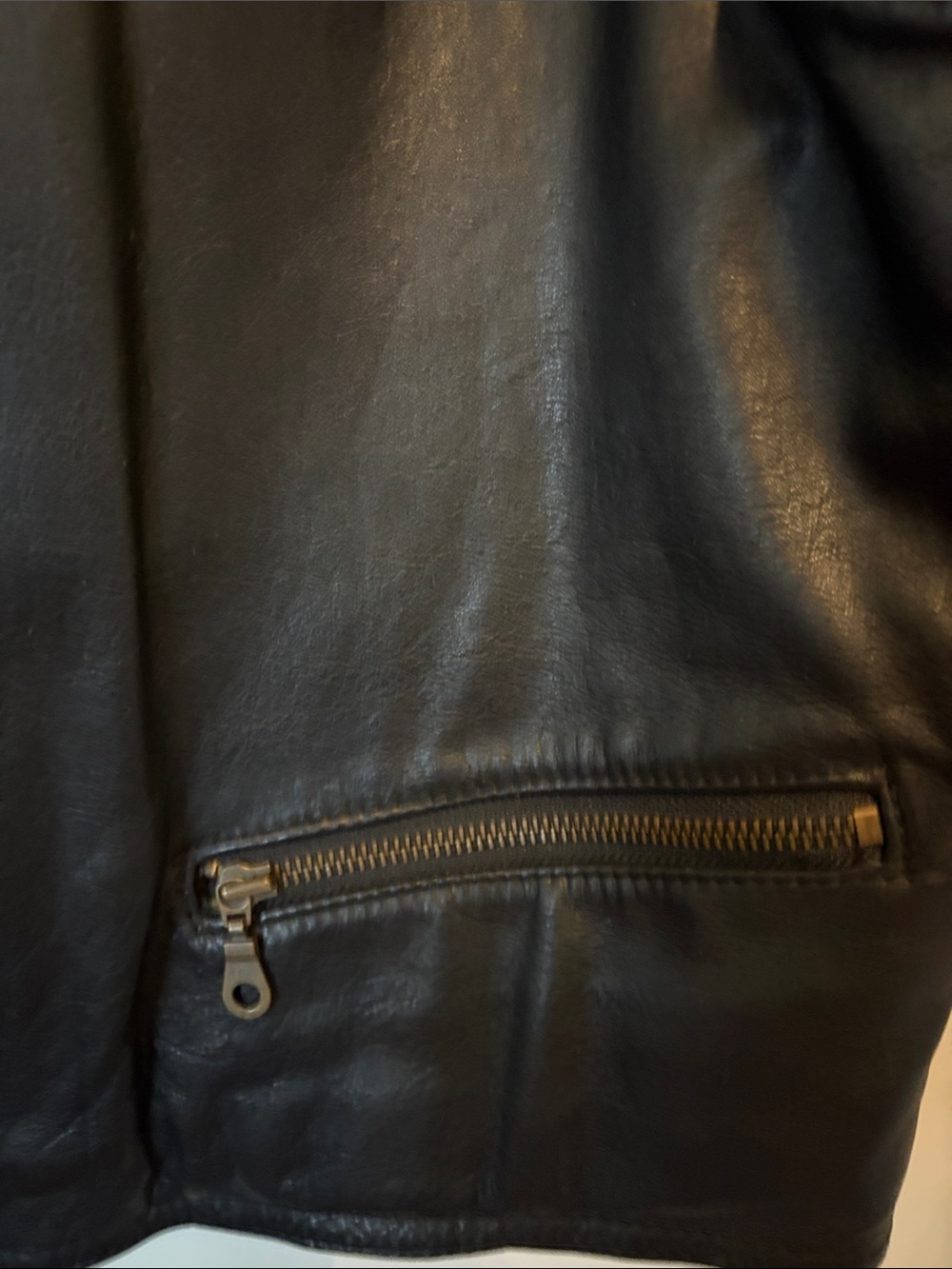 Vintage black Leather Zip Front Vest - Aldo made in Montreal Size Large - Picture 3 of 6